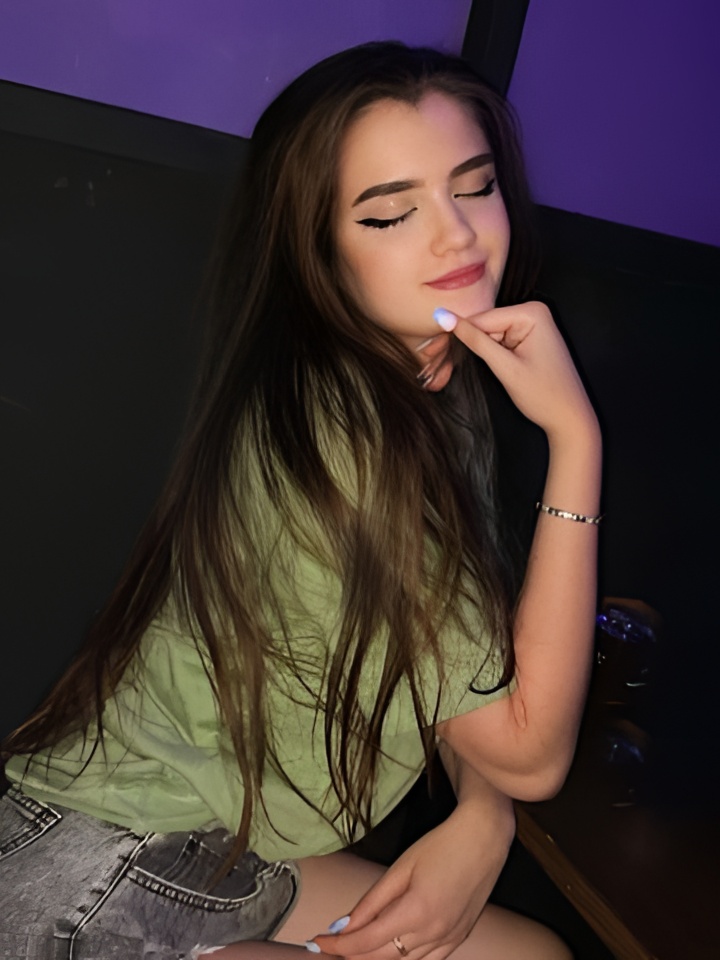 Алиса привлекальеная девушка из Кокошкино цена от 4000 руб