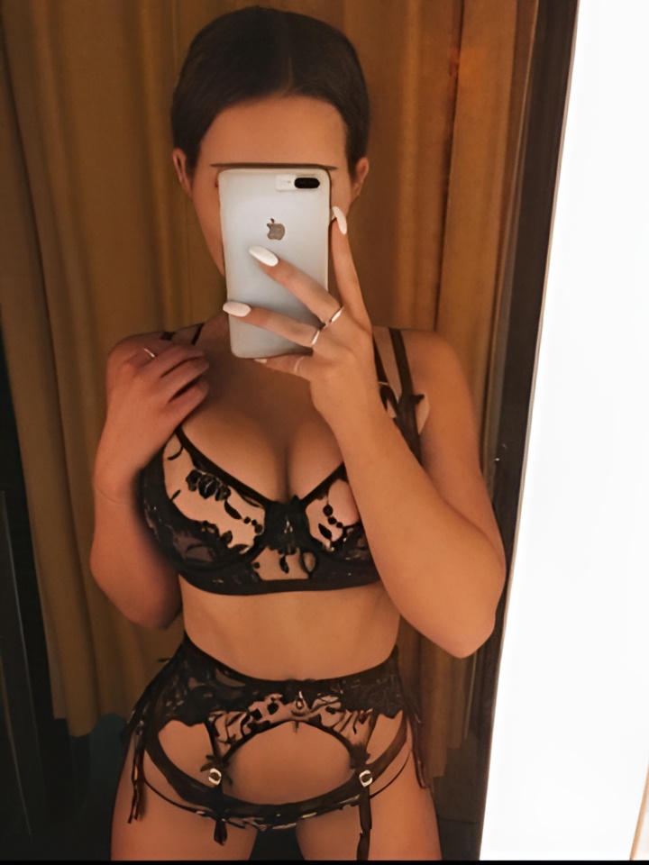 Розалия привлекальеная девушка из Кокошкино цена от 5000 руб