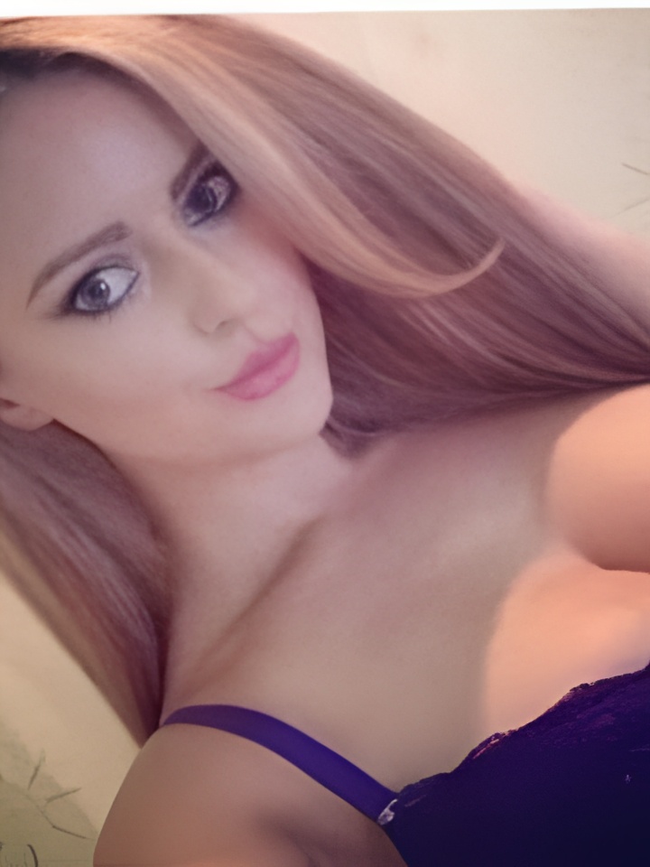 Юля привлекальеная девушка из Кокошкино цена от 4000 руб