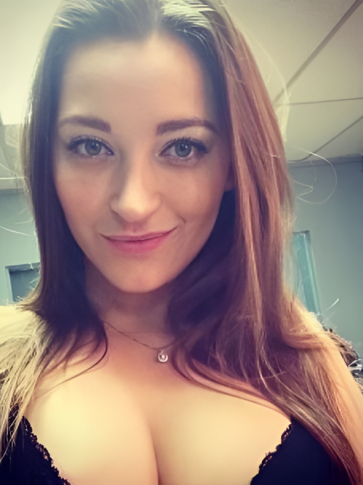 Индивидуалка Викторина, доступна для личного знакомства от 1500 руб