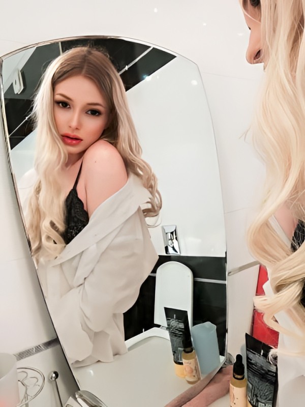 Магдалина привлекательная девушка из Кокошкино цена от 2500 руб